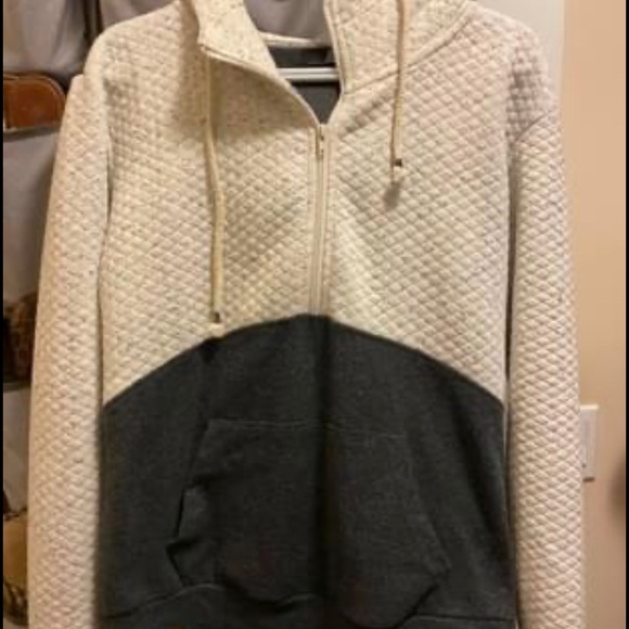 AMPERSAND AVENUE HOODIE - Picture 1 of 2